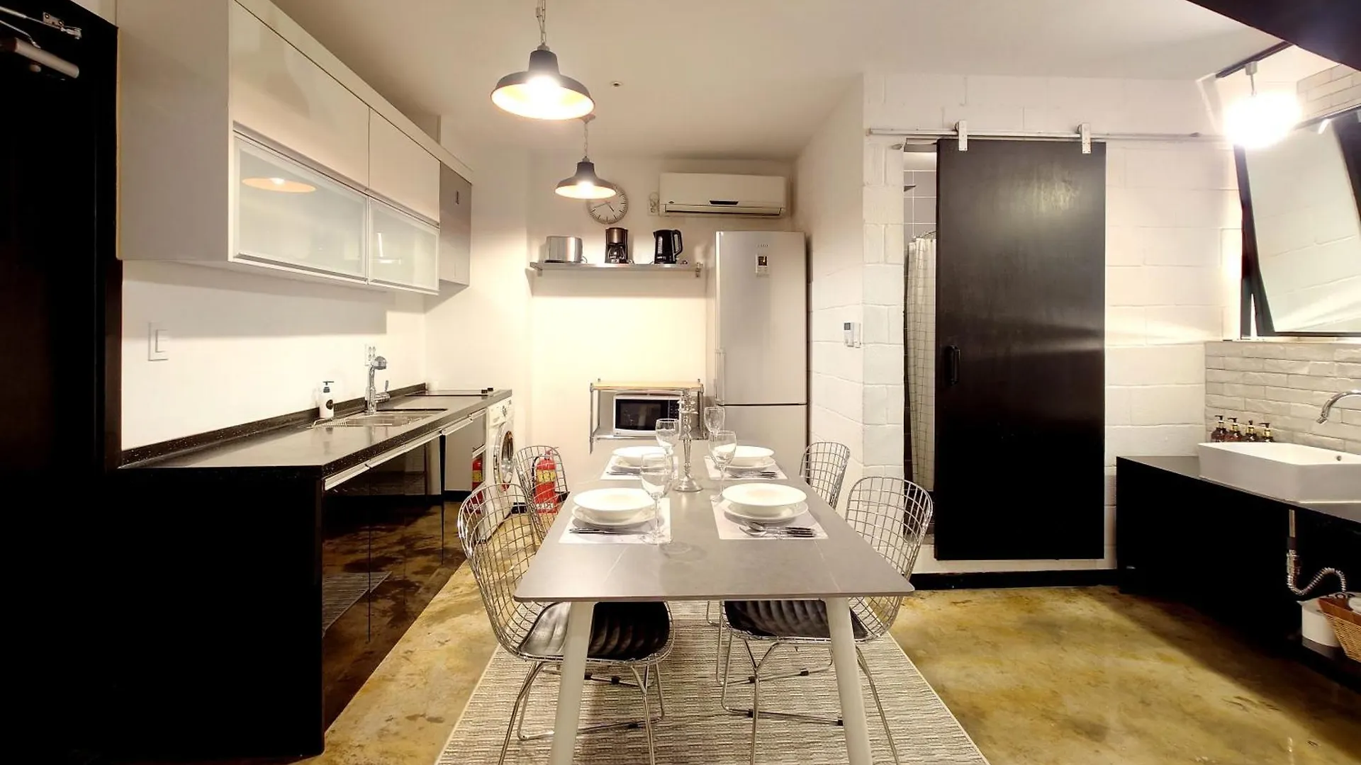 Seoul Loft Apartments - Sla 7 Night Minimum 3*,